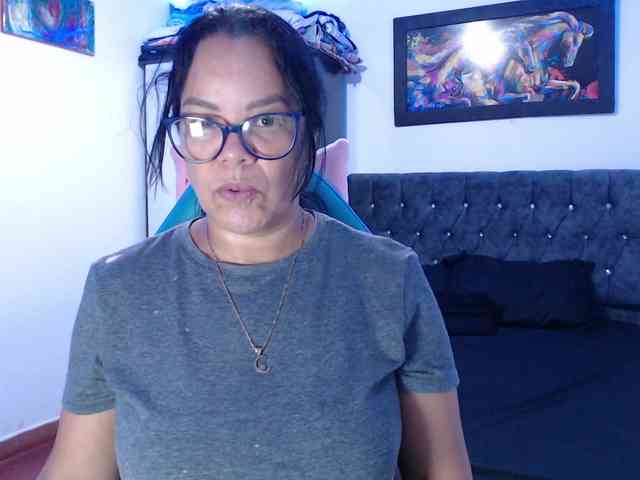 sofia-mature1 webcam