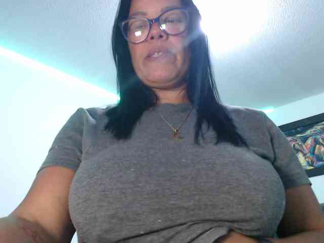 sofia-mature1 webcam