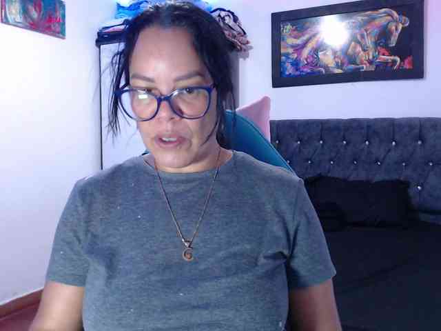 sofia-mature1 webcam