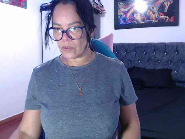 sofia-mature1 webcam