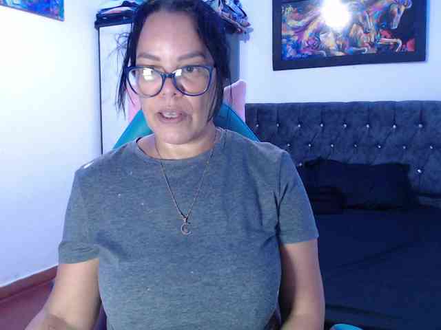 sofia-mature1 webcam