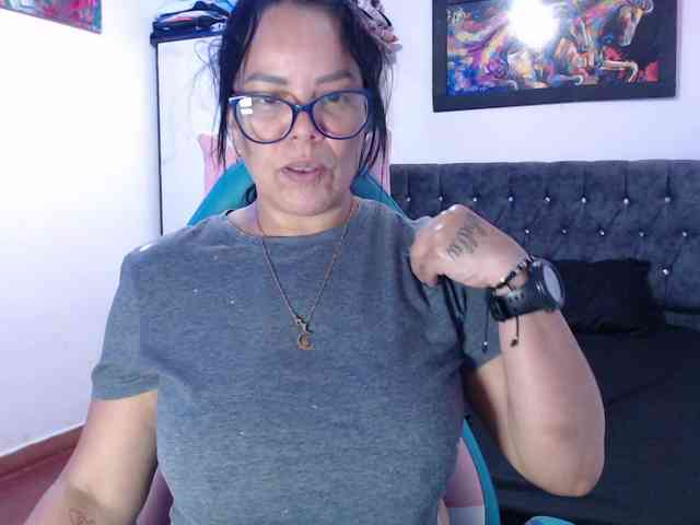 sofia-mature1 webcam