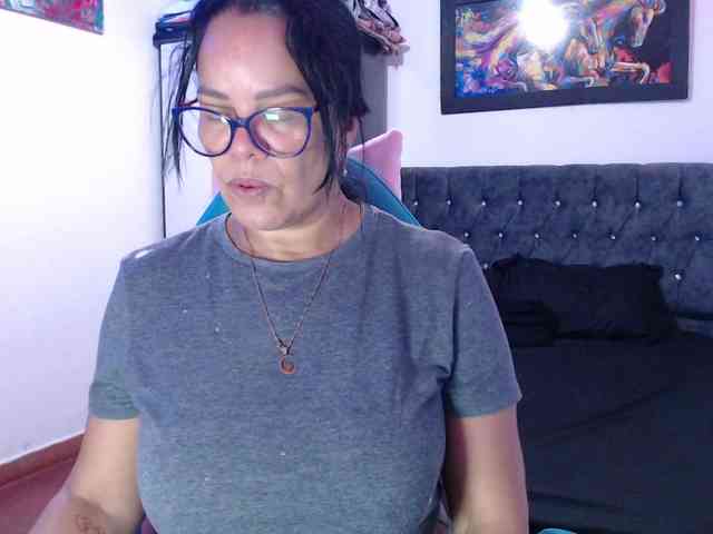 sofia-mature1 webcam