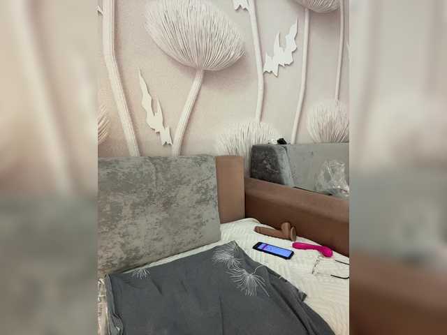 anyuta1212's BongaCams show and profile