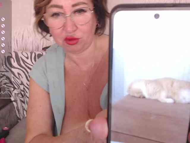 anyuta1212 Live Webcam on BongaCams