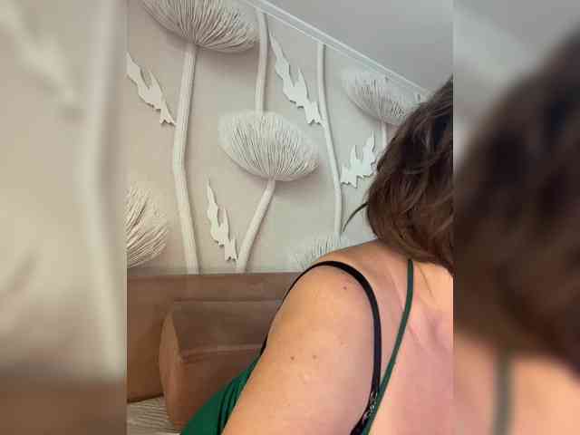 anyuta1212 Live Webcam on BongaCams