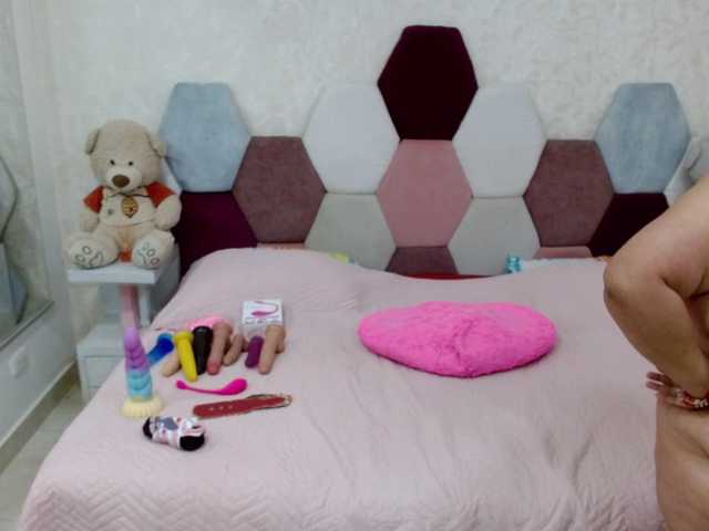 marianabbw's BongaCams show and profile