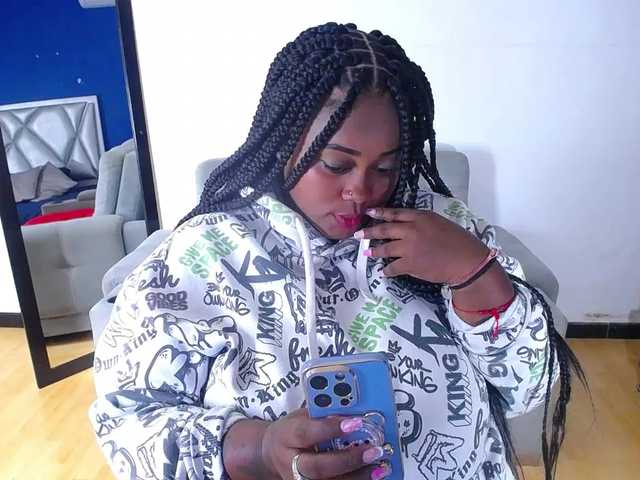 exotic-karmella's BongaCams show and profile