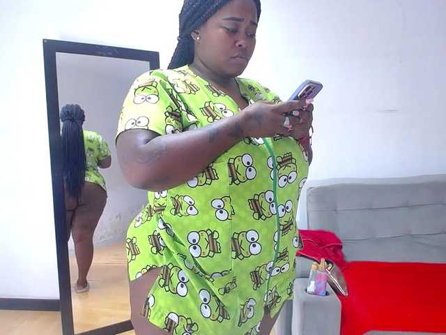 exotic-karmella's BongaCams show and profile