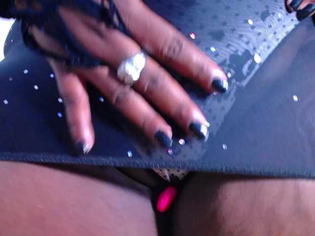 exotic-karmella's BongaCams show and profile