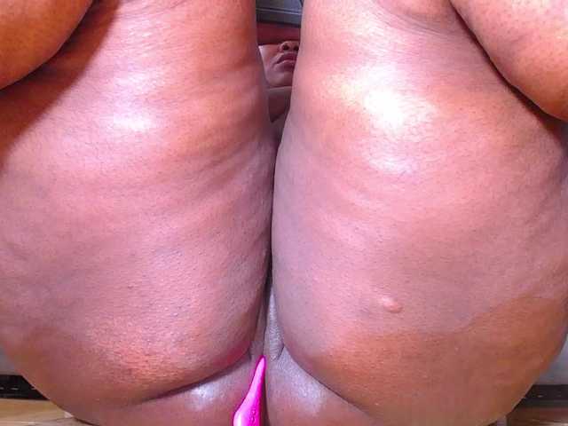 exotic-karmella's BongaCams show and profile