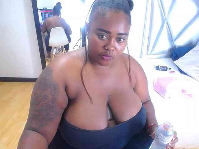 exotic-karmella exotic-karmella