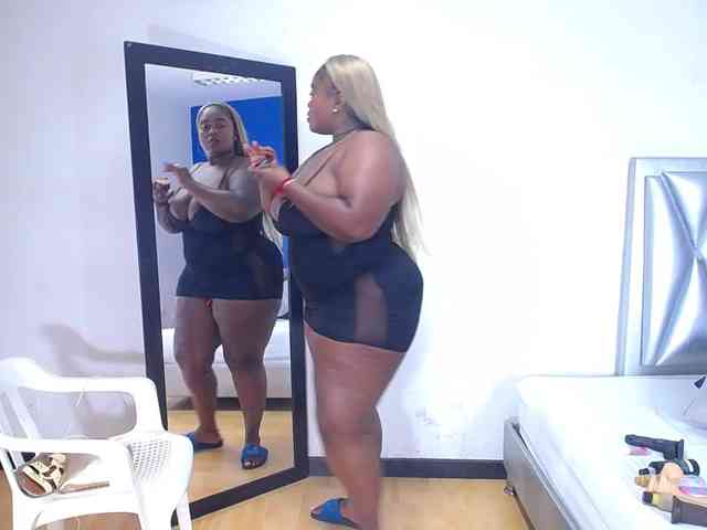 exotic-karmella webcam