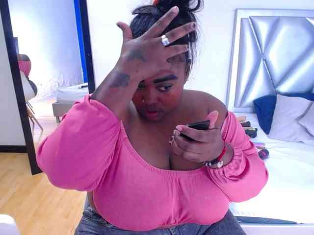 exotic-karmella exotic-karmella