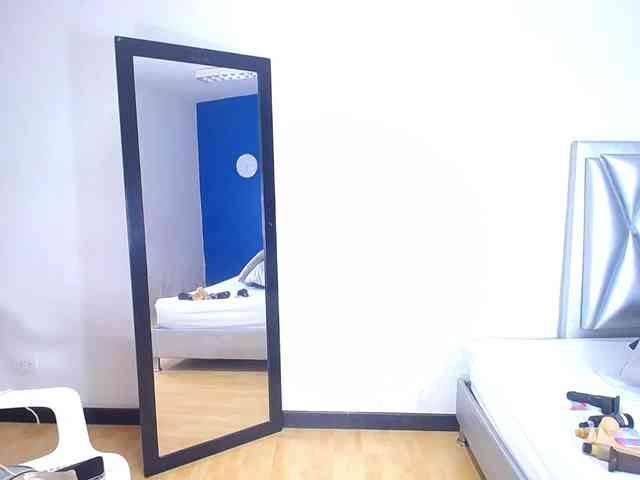 exotic-karmella webcam