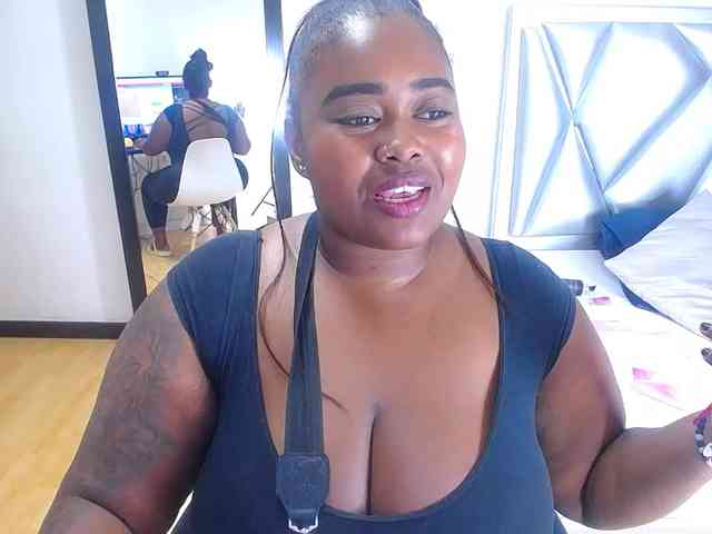 exotic-karmella exotic-karmella