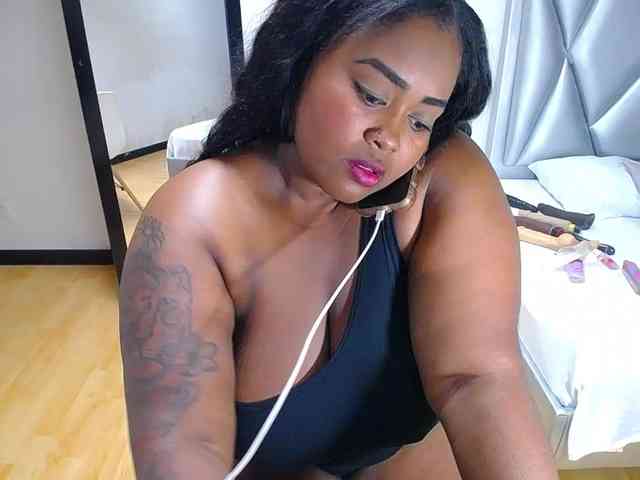 exotic-karmella webcam