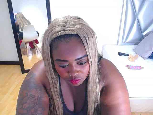 exotic-karmella exotic-karmella