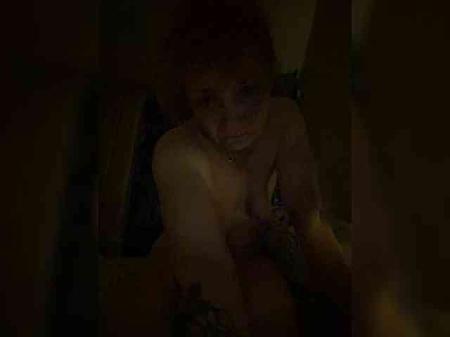 NadinKeddo webcam
