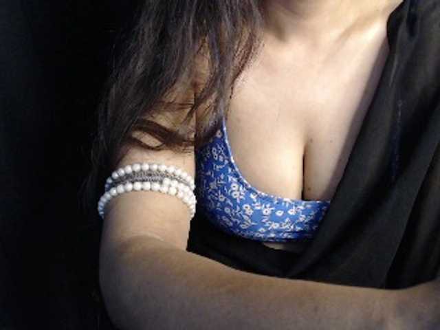 Monika67's BongaCams show and profile