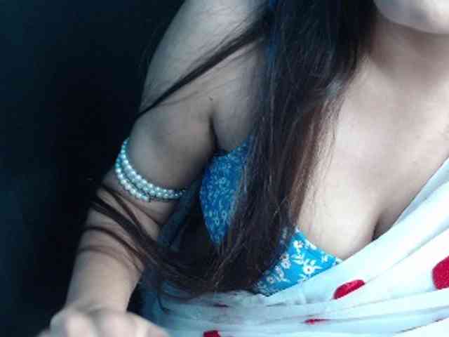 Monika67 Live Webcam on {site_name}