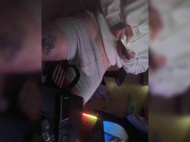 Tattoedboy13 Live Webcam on BongaCams