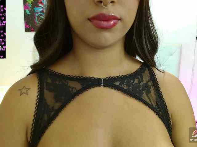queeniestar webcam