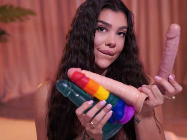 NatyDesiree's BongaCams show and profile