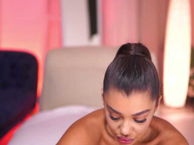 NatyDesiree's BongaCams show and profile