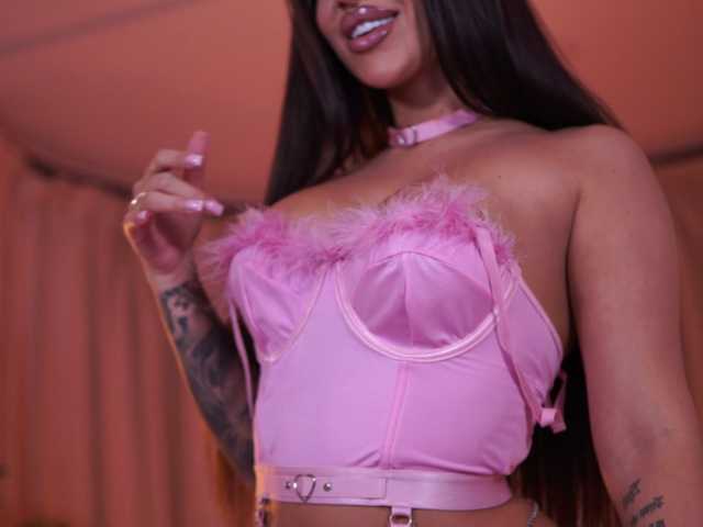 NatyDesiree's BongaCams show and profile