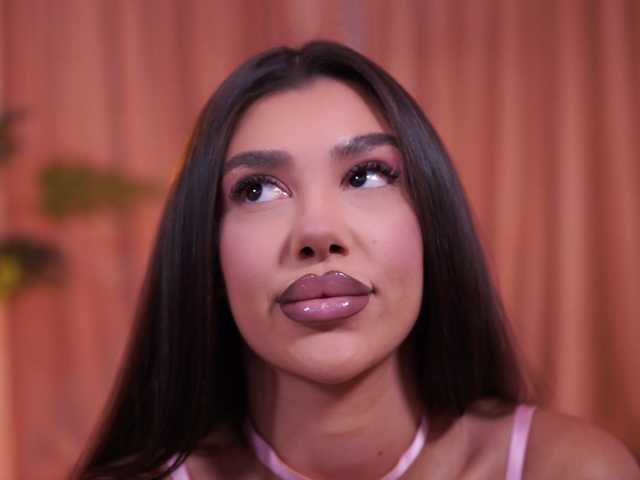 NatyDesiree's BongaCams show and profile