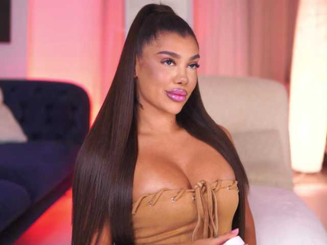 NatyDesiree's BongaCams show and profile