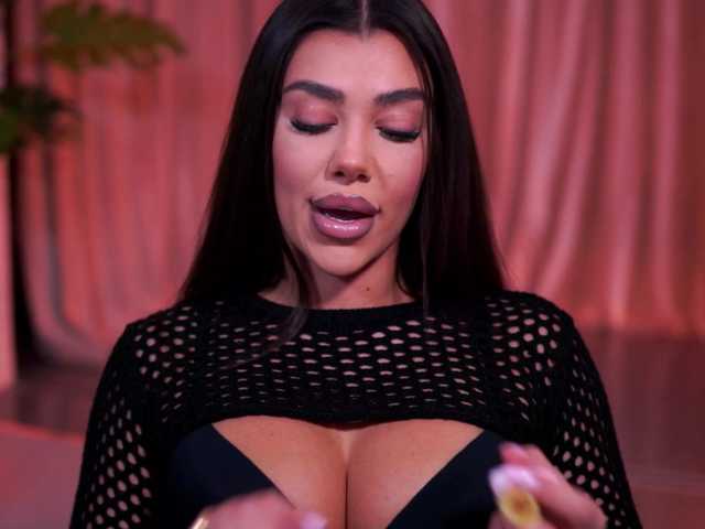 NatyDesiree's BongaCams show and profile