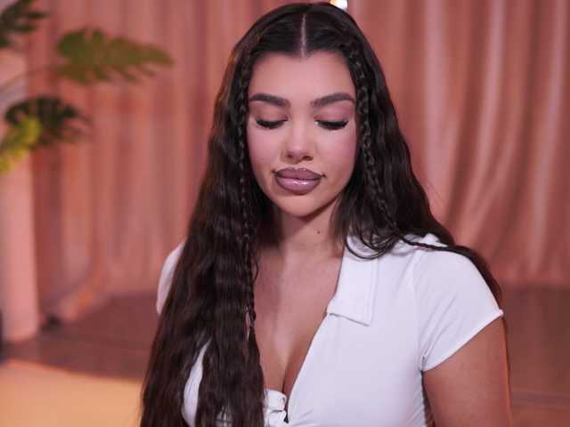 NatyDesiree's BongaCams show and profile