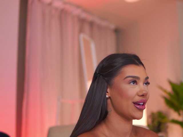 NatyDesiree's BongaCams show and profile