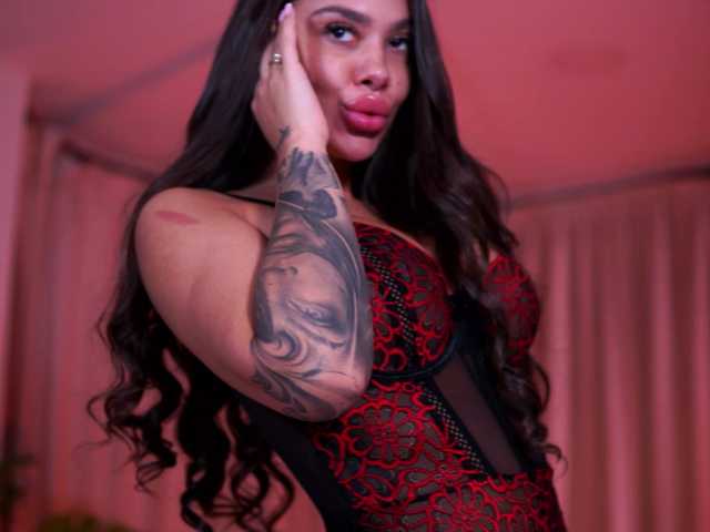 NatyDesiree's BongaCams show and profile