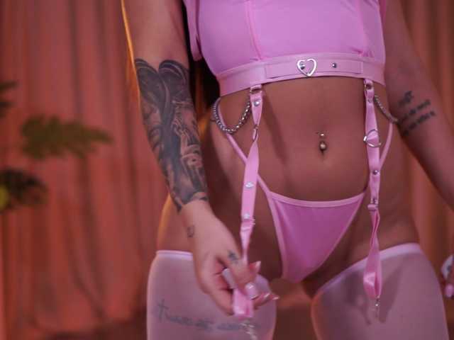 NatyDesiree's BongaCams show and profile