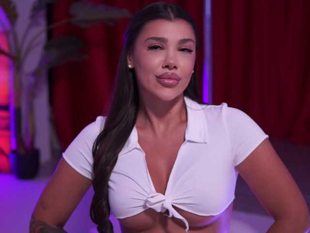 NatyDesiree's BongaCams show and profile