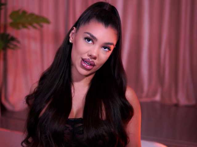 NatyDesiree's BongaCams show and profile