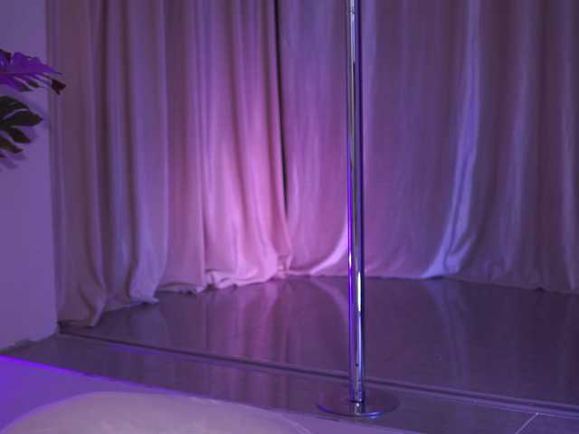 NatyDesiree's BongaCams show and profile