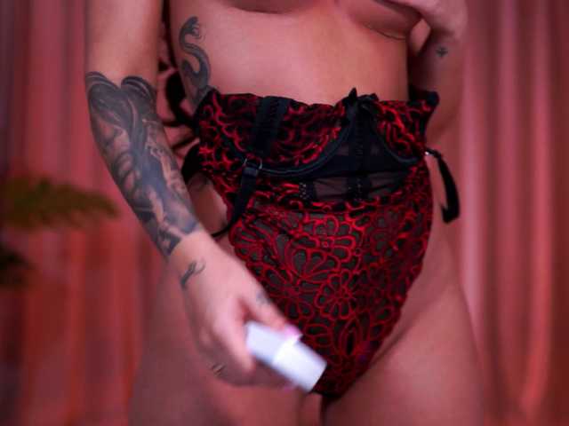 NatyDesiree's BongaCams profile