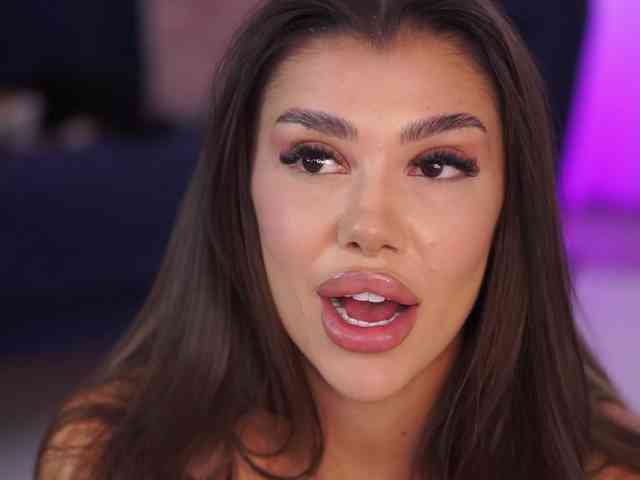 live video chat NatyDesiree