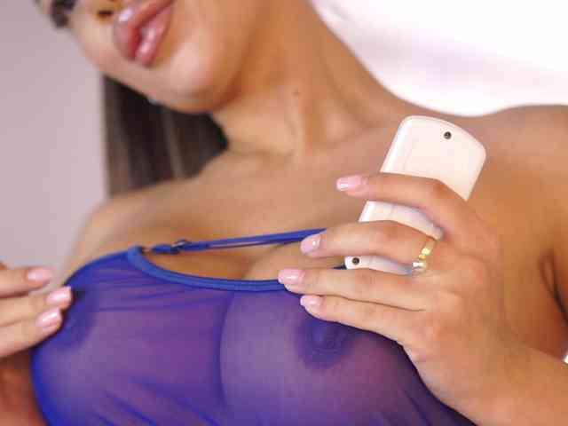 strip chatroom NatyDesiree