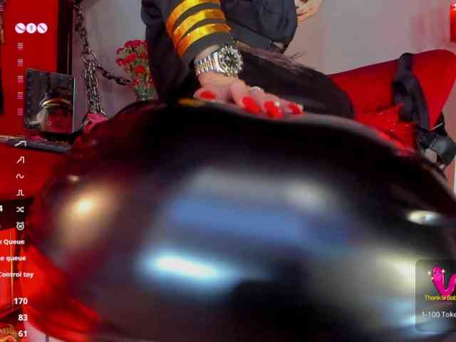MistressAndre webcam