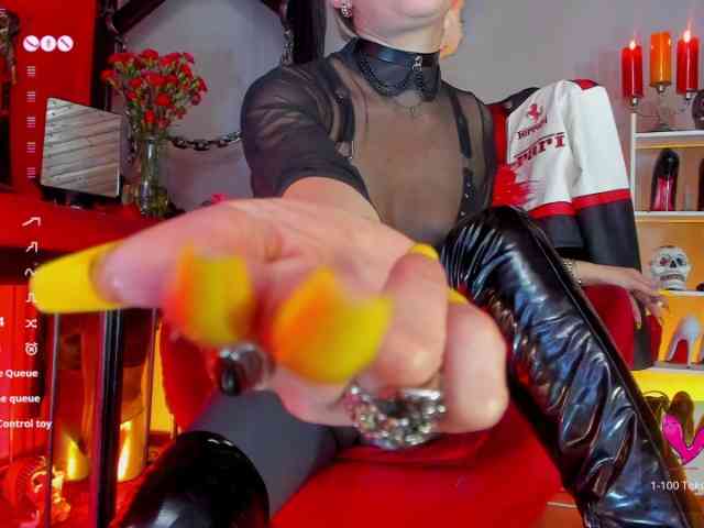 MistressAndre webcam