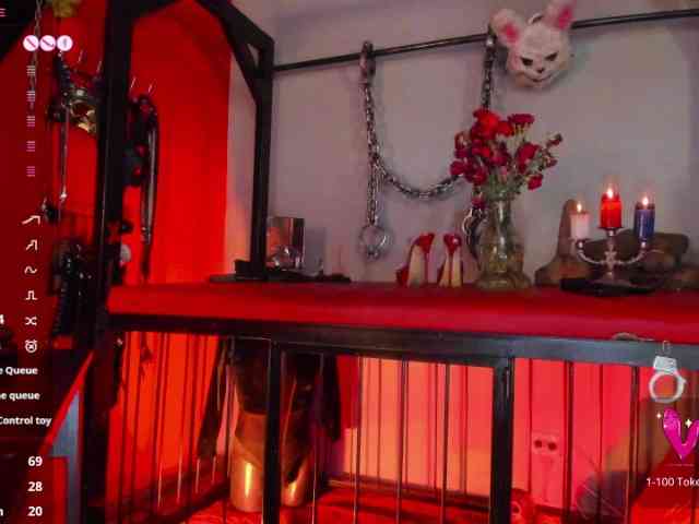 MistressAndre webcam