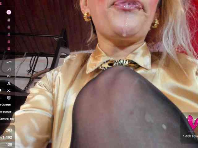 MistressAndre webcam