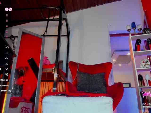 MistressAndre webcam