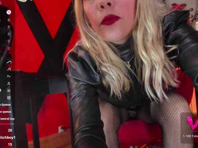 MistressAndre webcam