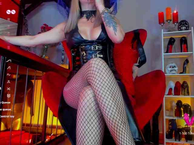 MistressAndre webcam